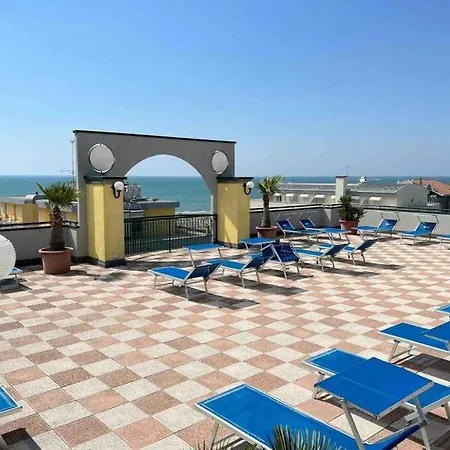 Sea View In Lejlighed Caorle