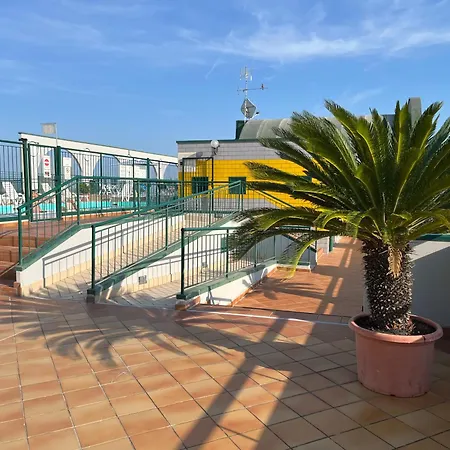 Apartment Sea View In